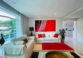 Foto 1 de Casa de Condomínio com 4 Quartos à venda, 460m² em Jardim Ibiratiba, São Paulo