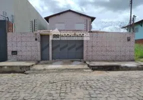 Foto 1 de Casa com 6 Quartos à venda, 217m² em Lourival Parente, Teresina