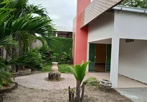 Foto 1 de Casa de Condomínio com 4 Quartos à venda, 450m² em Coroado, Manaus