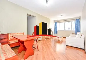 Foto 1 de Apartamento com 2 Quartos à venda, 102m² em Centro, Curitiba