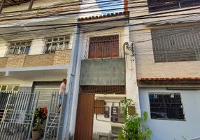 Foto 1 de Casa com 3 Quartos para alugar, 97m² em Imbuí, Salvador