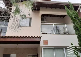 Foto 1 de Casa de Condomínio com 4 Quartos à venda, 248m² em Santana, Pindamonhangaba