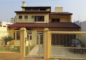 Foto 1 de Casa com 4 Quartos à venda, 343m² em Nonoai, Porto Alegre