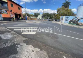 Foto 1 de Casa com 4 Quartos à venda, 230m² em Saudade, Belo Horizonte