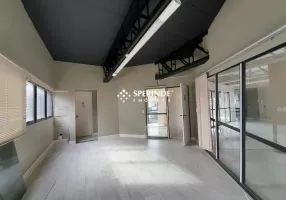 Foto 1 de Sala Comercial para alugar, 270m² em Rio Branco, Caxias do Sul