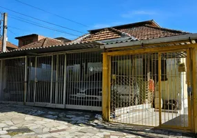 Foto 1 de Casa com 3 Quartos à venda, 311m² em Passo da Areia, Porto Alegre