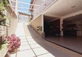 Foto 1 de Casa com 3 Quartos à venda, 180m² em Nossa Senhora de Fátima, Juiz de Fora