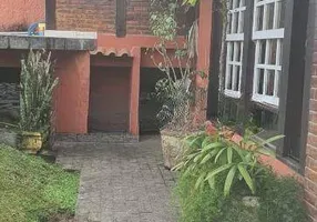 Foto 1 de Casa com 3 Quartos à venda, 350m² em Pendotiba, Niterói