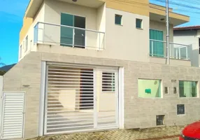 Foto 1 de Sobrado com 3 Quartos à venda, 120m² em Perequê, Porto Belo