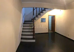 Foto 1 de Sobrado com 2 Quartos à venda, 127m² em Jardim Bela Vista, Santo André