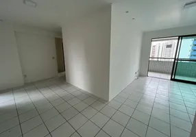 Foto 1 de Apartamento com 4 Quartos para alugar, 125m² em Rosarinho, Recife