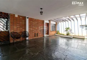 Foto 1 de Casa com 5 Quartos à venda, 240m² em Morumbi, São Paulo