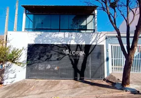 Foto 1 de Casa com 3 Quartos à venda, 204m² em Jardim Wanel Ville V, Sorocaba