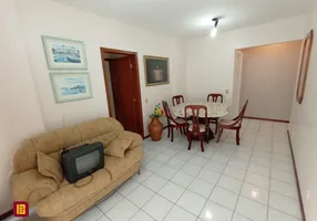 Foto 1 de Apartamento com 2 Quartos à venda, 67m² em Centro, Florianópolis