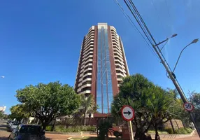 Foto 1 de Apartamento com 3 Quartos à venda, 168m² em Centro, Araraquara