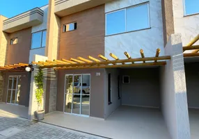 Foto 1 de Casa de Condomínio com 3 Quartos à venda, 105m² em Barra Nova, Caucaia
