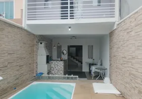 Foto 1 de Sobrado com 2 Quartos para alugar, 64m² em Barra do Jacuípe, Camaçari