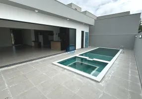 Foto 1 de Casa com 3 Quartos à venda, 230m² em Residencial Solares, Presidente Prudente