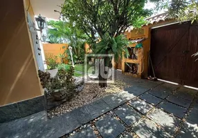 Foto 1 de Casa de Condomínio com 3 Quartos à venda, 256m² em Freguesia- Jacarepaguá, Rio de Janeiro