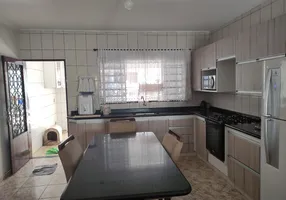 Foto 1 de Casa com 4 Quartos à venda, 120m² em São Manoel, Americana