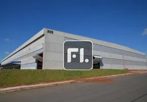 Foto 1 de Galpão/Depósito/Armazém para alugar, 9957m² em Centro, Mogi Mirim