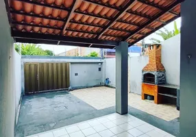 Foto 1 de Casa com 3 Quartos à venda, 150m² em Passaré, Fortaleza