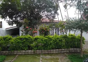 Foto 1 de Casa com 4 Quartos à venda, 220m² em Vila Inah, São Paulo