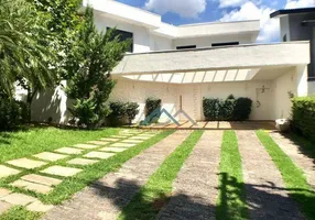 Foto 1 de Casa de Condomínio com 4 Quartos para alugar, 420m² em Alphaville, Santana de Parnaíba