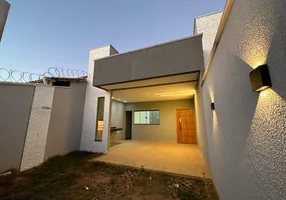 Foto 1 de Casa com 3 Quartos à venda, 114m² em Setor Santos Dumont, Goiânia
