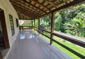 Foto 1 de Casa com 5 Quartos à venda, 250m² em Parque Petrópolis, Mairiporã