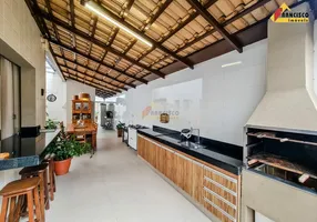 Foto 1 de Apartamento com 3 Quartos à venda, 220m² em Sidil, Divinópolis