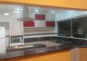 Foto 1 de Casa com 4 Quartos à venda, 300m² em Recanto das Andorinhas, São Paulo