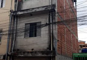 Foto 1 de Apartamento com 3 Quartos à venda, 80m² em Vila Serralheiro, São Paulo