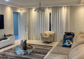 Foto 1 de Sobrado com 4 Quartos à venda, 195m² em Jardim Campo Grande, São Paulo