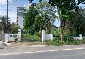 Foto 1 de Lote/Terreno à venda, 849m² em América, Joinville