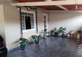 Foto 1 de Casa com 3 Quartos à venda, 171m² em Residencial Maricá, Pindamonhangaba