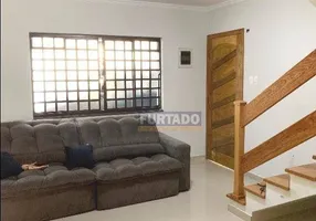 Foto 1 de Sobrado com 2 Quartos à venda, 137m² em Jardim Ipanema, Santo André