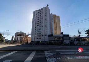Foto 1 de Apartamento com 3 Quartos para alugar, 101m² em Centro Cívico, Curitiba