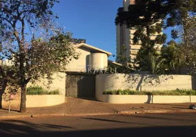 Foto 1 de Casa com 4 Quartos à venda, 367m² em Centro, Cascavel