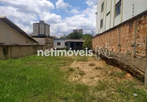 Foto 1 de Lote/Terreno com 1 Quarto à venda, 360m² em João Pinheiro, Belo Horizonte