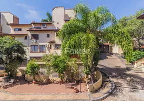 Foto 1 de Casa de Condomínio com 4 Quartos à venda, 224m² em Boa Vista, Porto Alegre