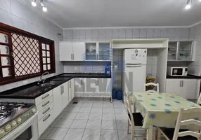 Foto 1 de Casa com 3 Quartos à venda, 259m² em Jardim Estoril II, Bauru