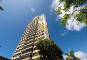 Foto 1 de Apartamento com 4 Quartos à venda, 120m² em Capim Macio, Natal