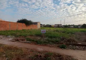 Foto 1 de Lote/Terreno à venda, 332m² em Jardim Três Lagoas, Maringá