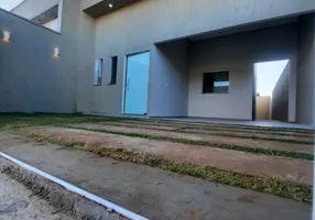 Foto 1 de Casa com 3 Quartos à venda, 150m² em Lagoa Seca, Juazeiro do Norte