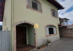 Foto 1 de Casa com 7 Quartos à venda, 770m² em Centro, Esmeraldas