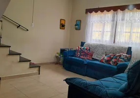 Foto 1 de Sobrado com 3 Quartos à venda, 131m² em Pontal de Santa Marina, Caraguatatuba