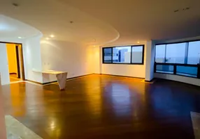 Foto 1 de Apartamento com 3 Quartos à venda, 185m² em Petrópolis, Natal