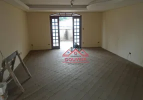 Foto 1 de Sobrado com 3 Quartos à venda, 280m² em Jardim Bela Vista, Santo André