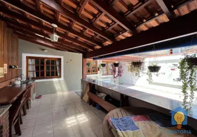 Foto 1 de Casa com 3 Quartos à venda, 234m² em Núcleo Residencial Isabela, Taboão da Serra
